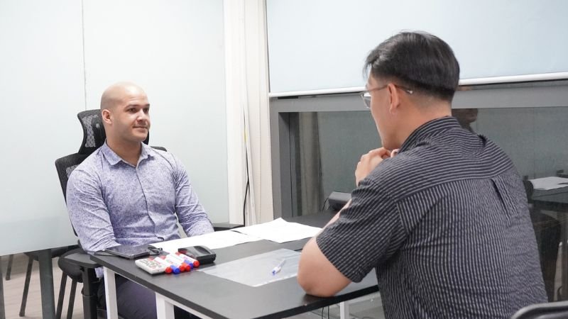 ưu và nhược điểm khi học IELTS với giáo viên bản ngữ